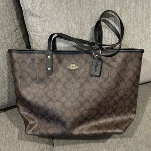 Coach city tote- NWT